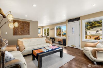 4605 49th Avenue S, Seattle, WA 98118 - Photo 7