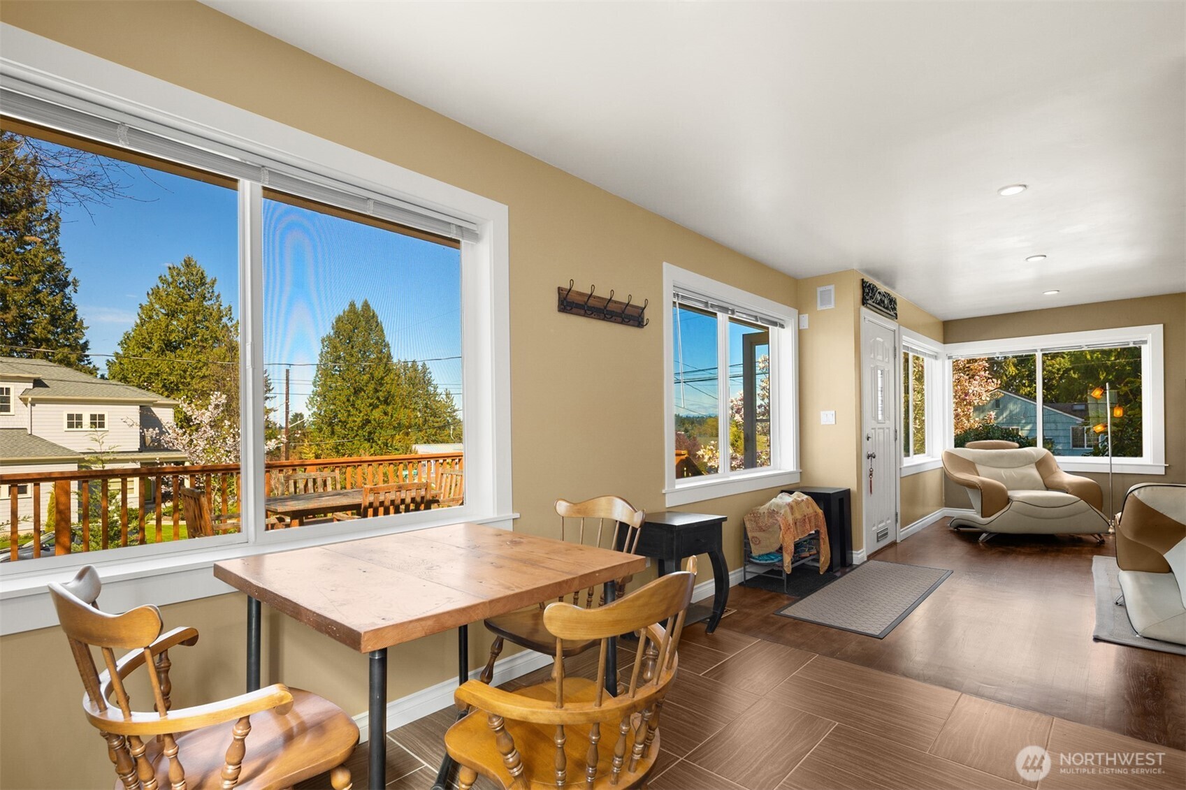 4605 49th Avenue S, Seattle, WA 98118