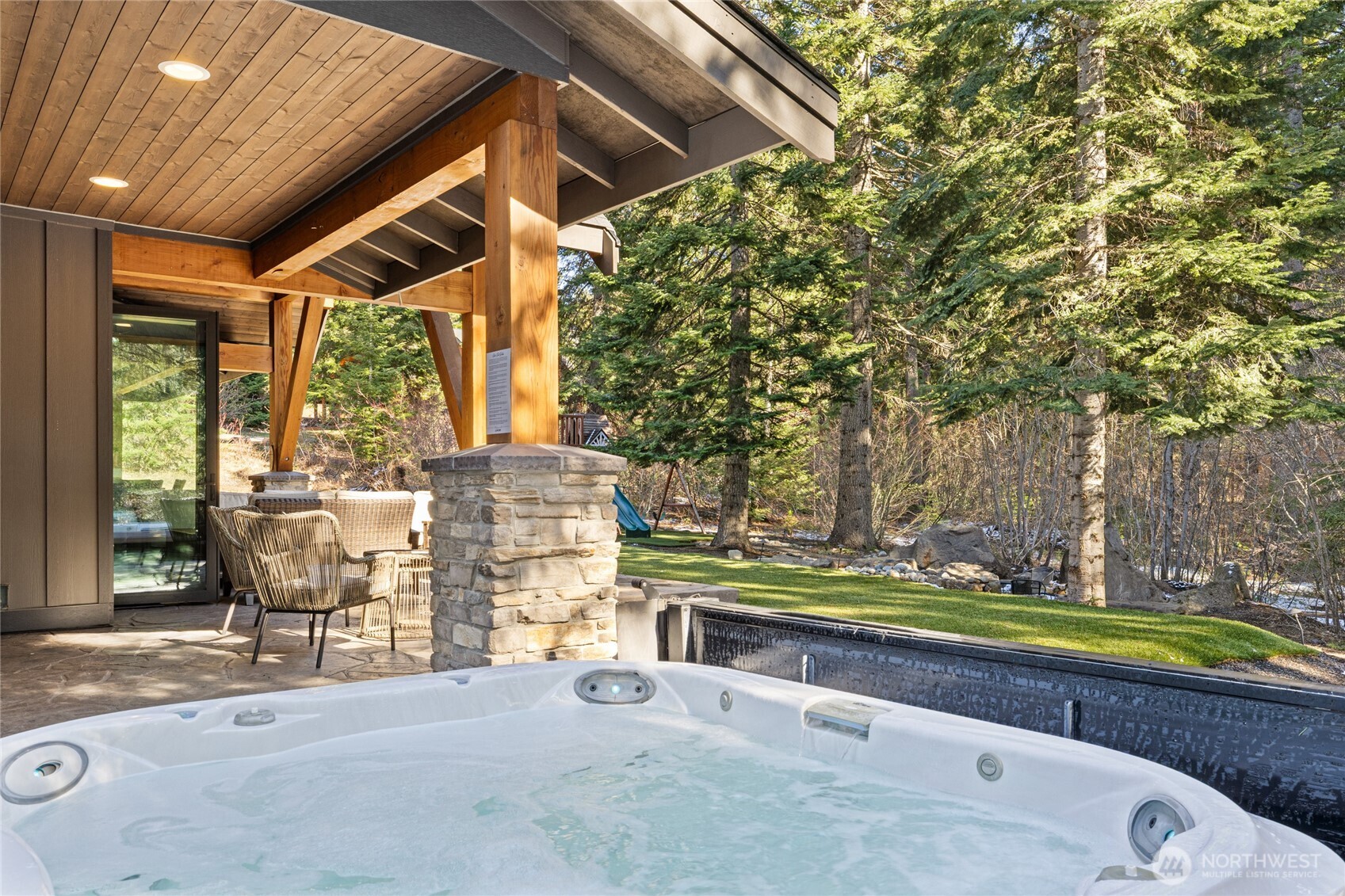 220 Breckenridge Drive , Ronald, WA 98940