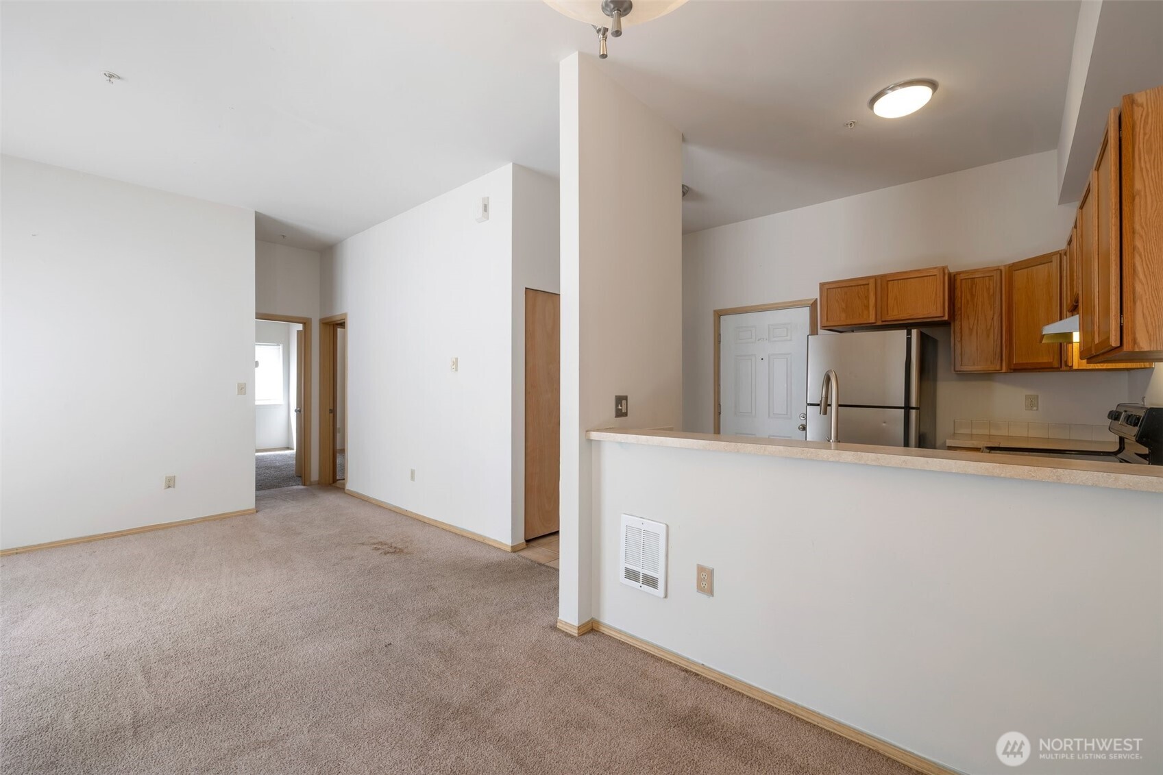 11424 1st Avenue S #103, Seattle, WA 98168-2051