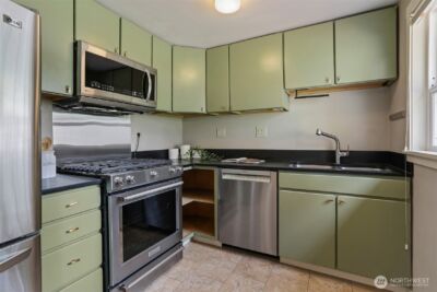 11545 34th Avenue NE, Seattle, WA 98125 - Photo 19