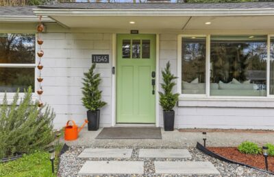 11545 34th Avenue NE, Seattle, WA 98125 - Photo 2