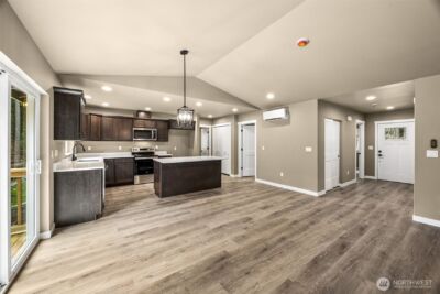 18410 Rampart Drive SE, Yelm, WA 98597 - Photo 6