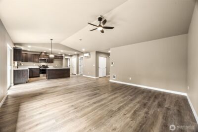 18410 Rampart Drive SE, Yelm, WA 98597 - Photo 7