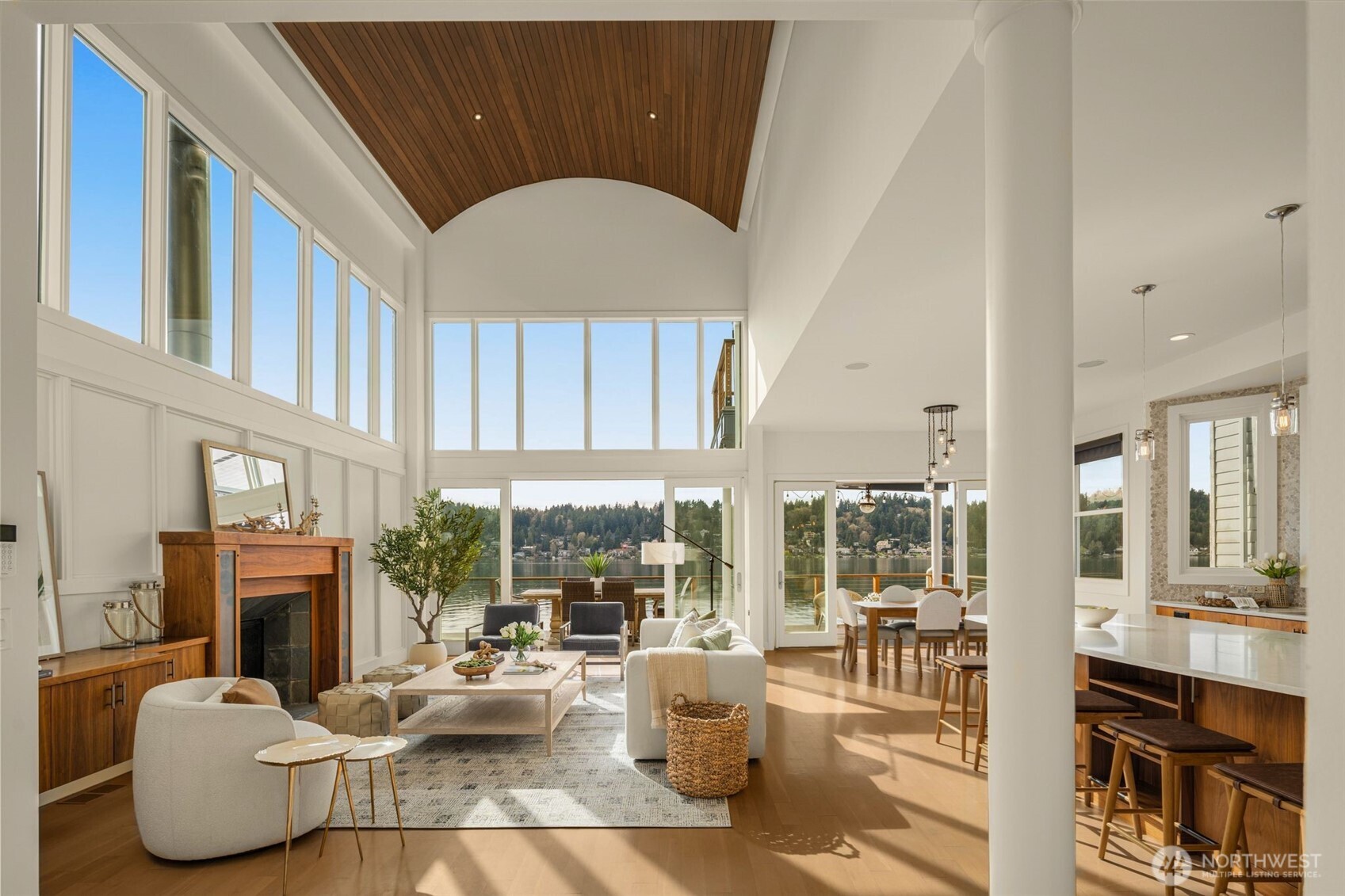 6007 Hazelwood Lane SE, Bellevue, WA 98006