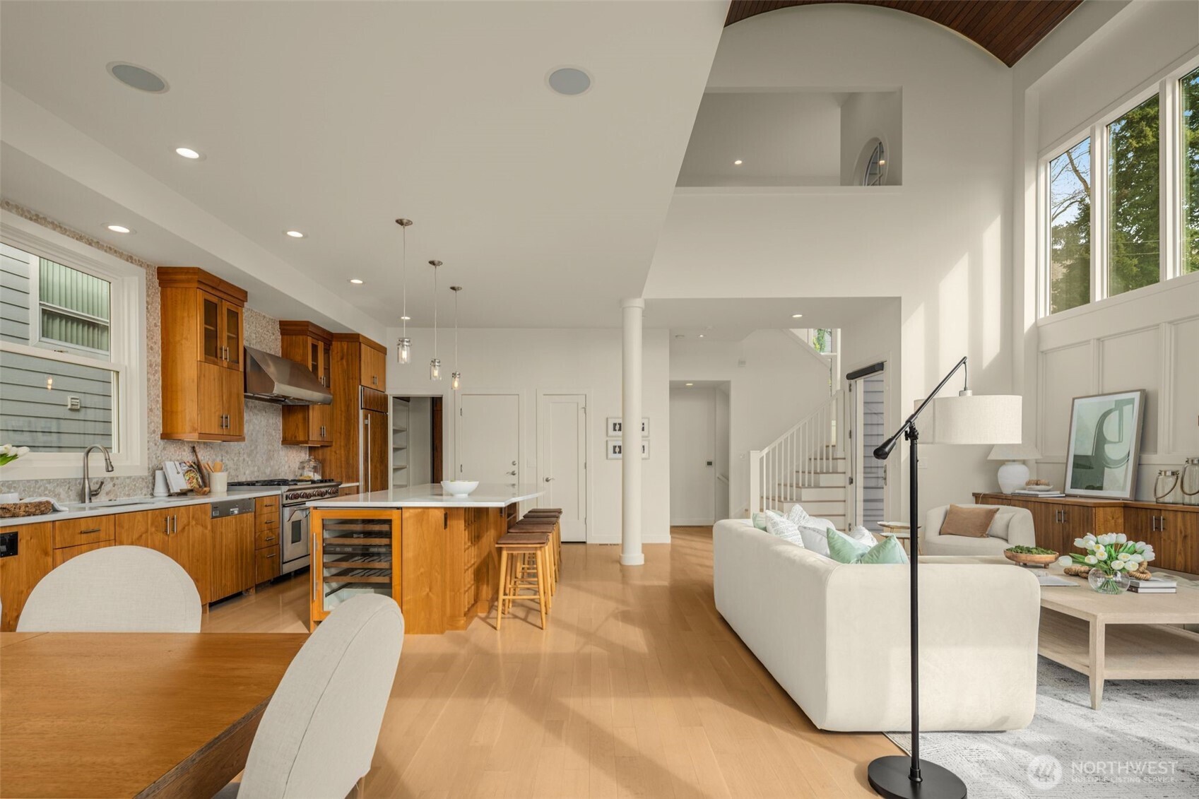 6007 Hazelwood Lane SE, Bellevue, WA 98006