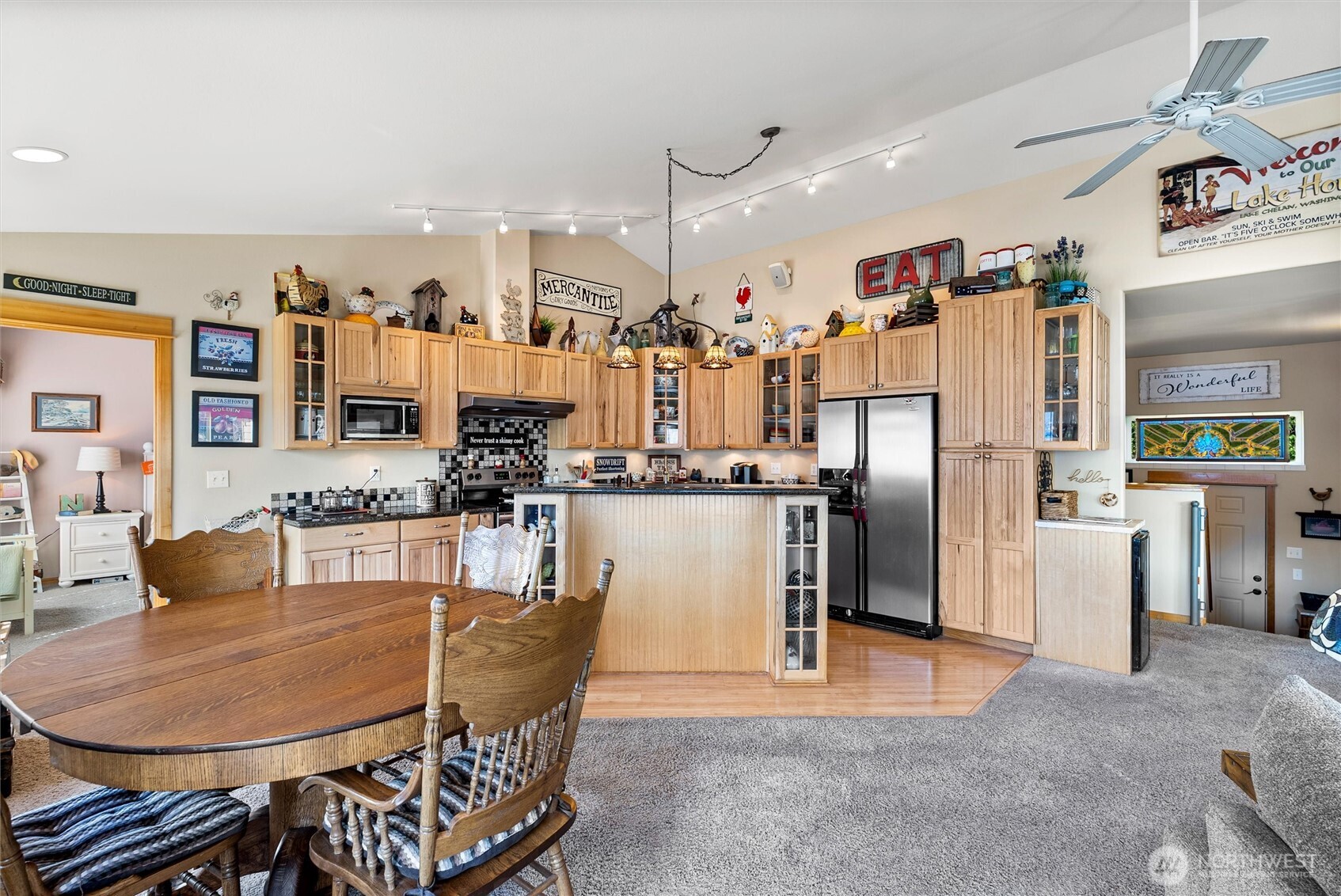 563 Topaz Place , Manson, WA 98831