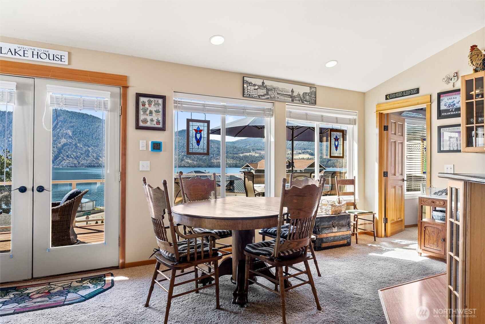 563 Topaz Place , Manson, WA 98831