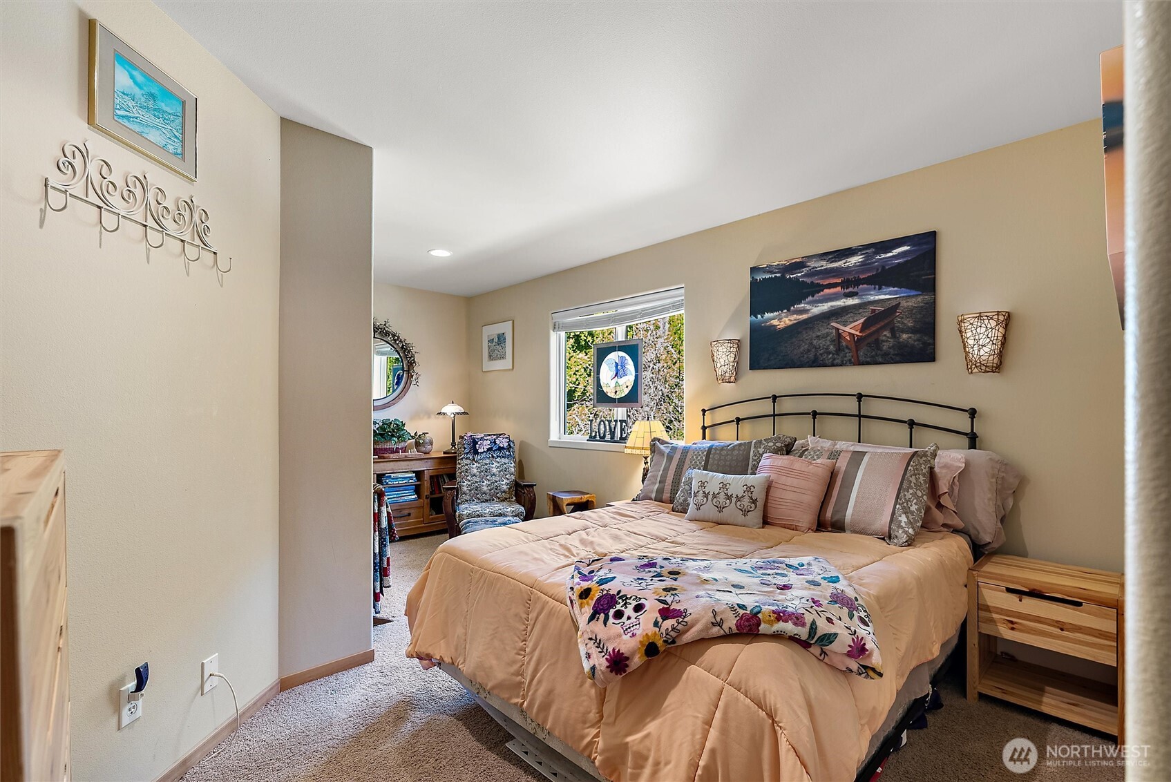 563 Topaz Place , Manson, WA 98831