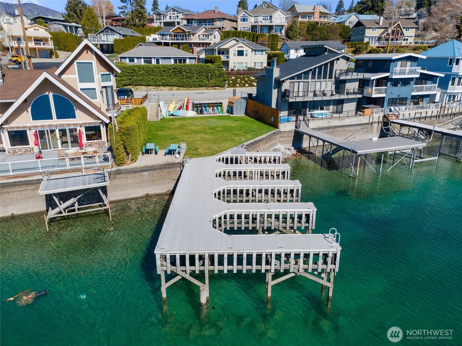 563 Topaz Place , Manson, WA 98831