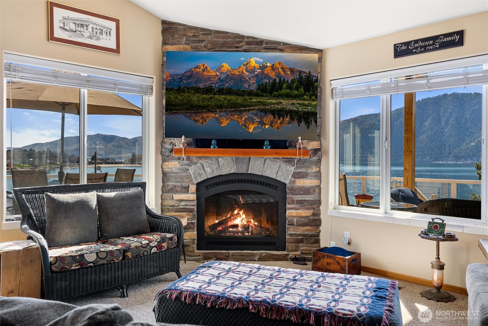 563 Topaz Place , Manson, WA 98831