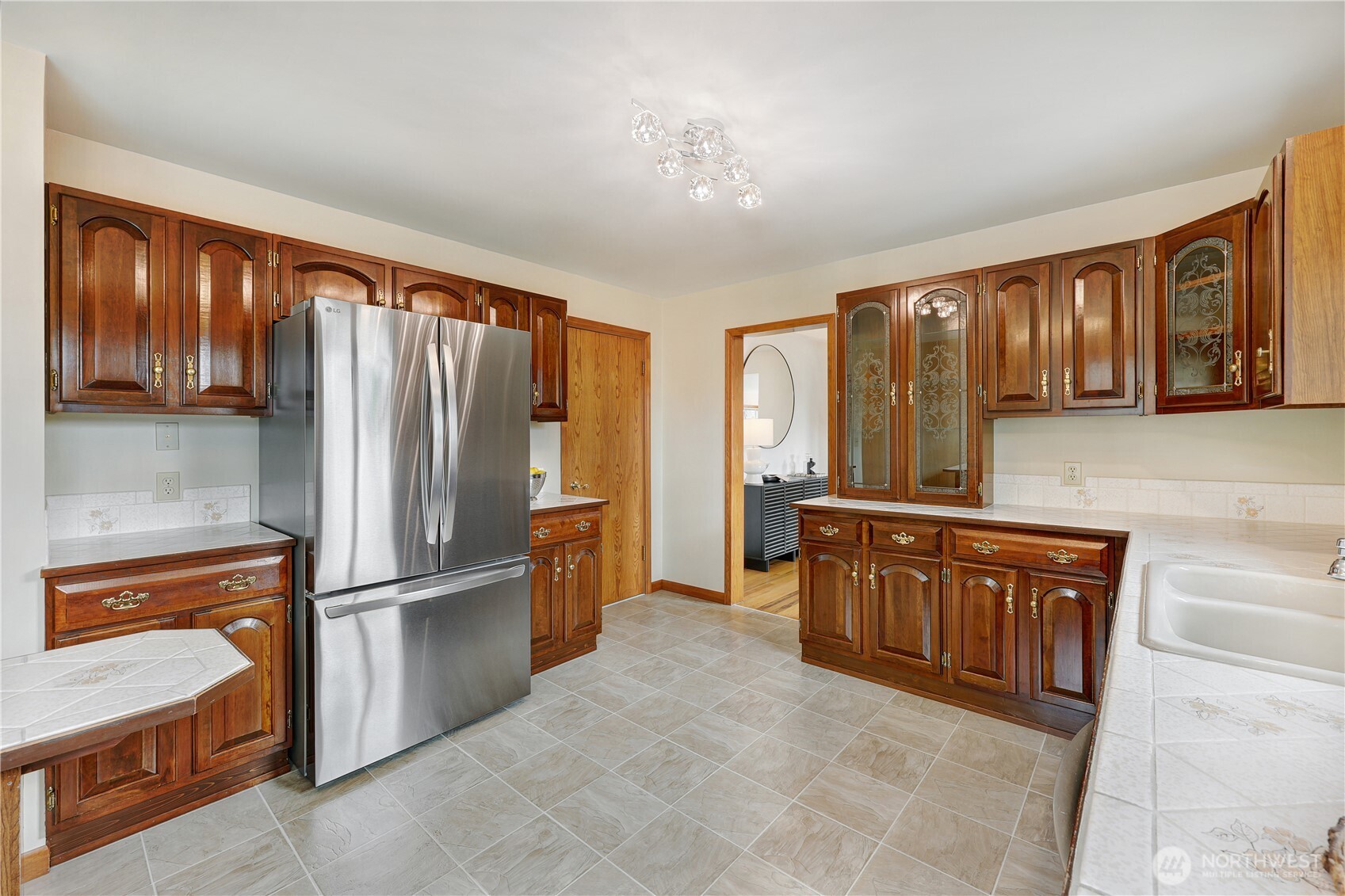 10850 Marine View Drive SW, Seattle, WA 98146-1615