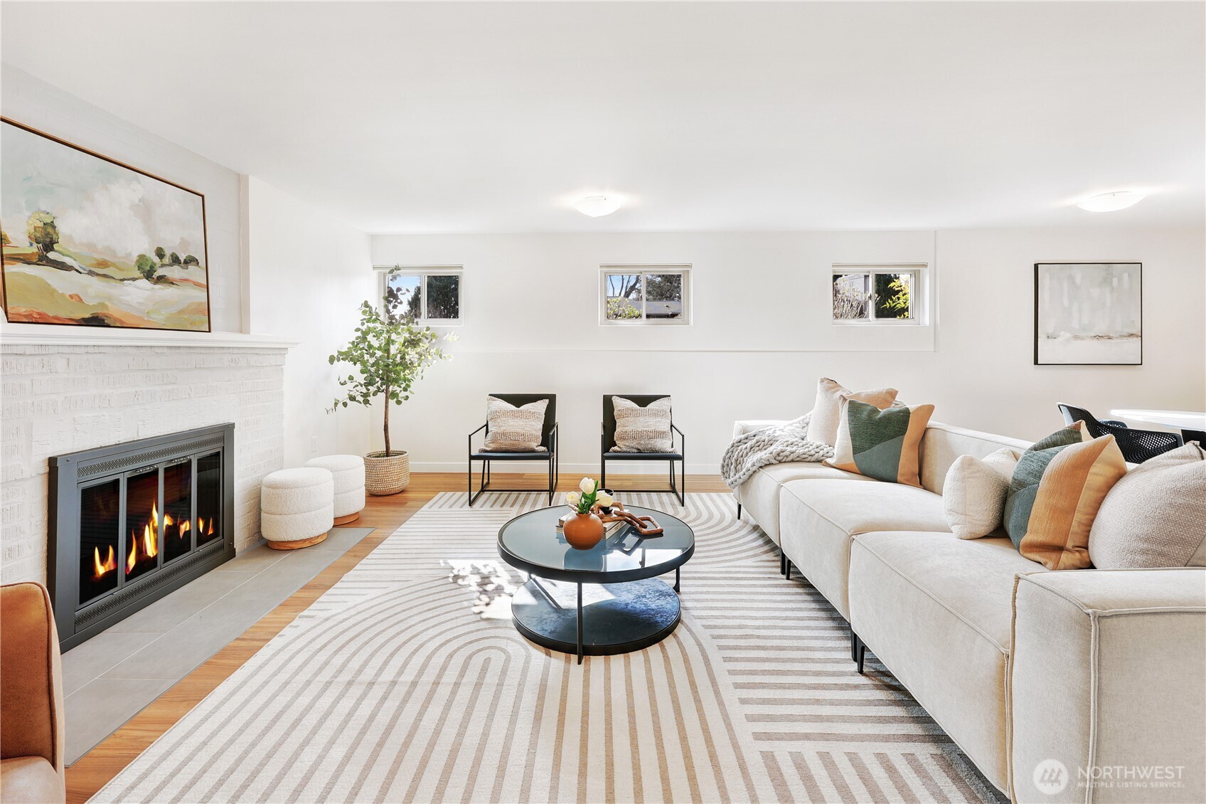 10850 Marine View Drive SW, Seattle, WA 98146-1615