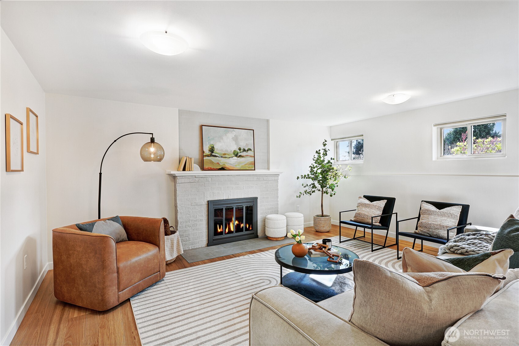 10850 Marine View Drive SW, Seattle, WA 98146-1615