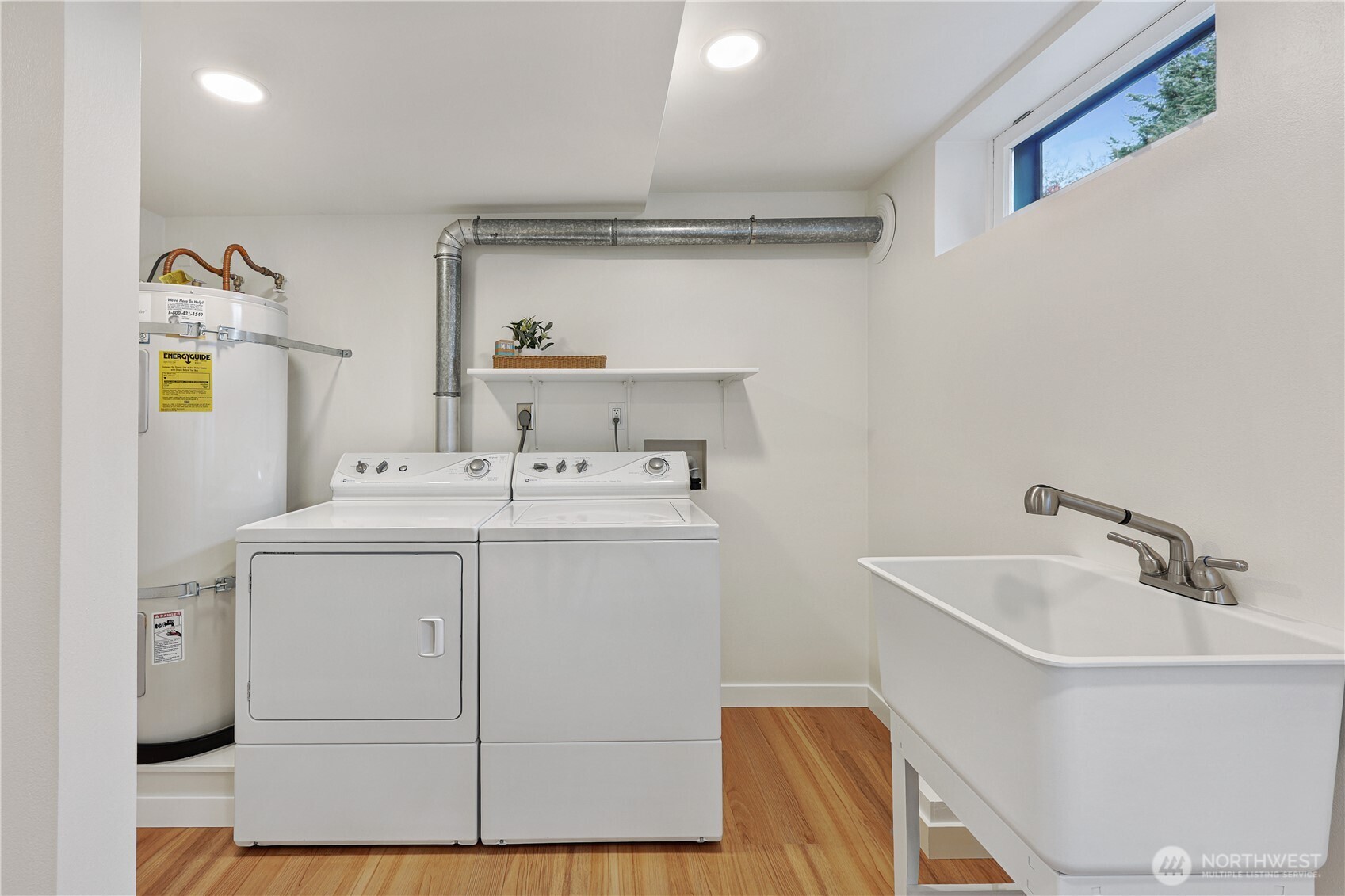 10850 Marine View Drive SW, Seattle, WA 98146-1615