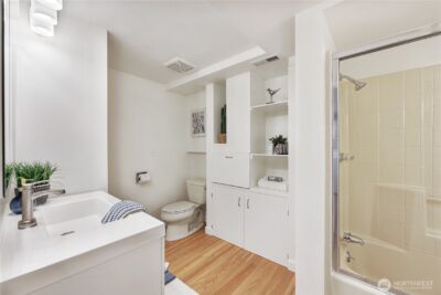 10850 Marine View Drive SW, Seattle, WA 98146-1615 - Photo 27