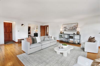 10850 Marine View Drive SW, Seattle, WA 98146-1615 - Photo 5