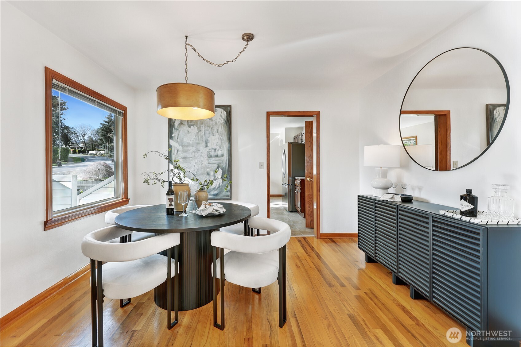 10850 Marine View Drive SW, Seattle, WA 98146-1615