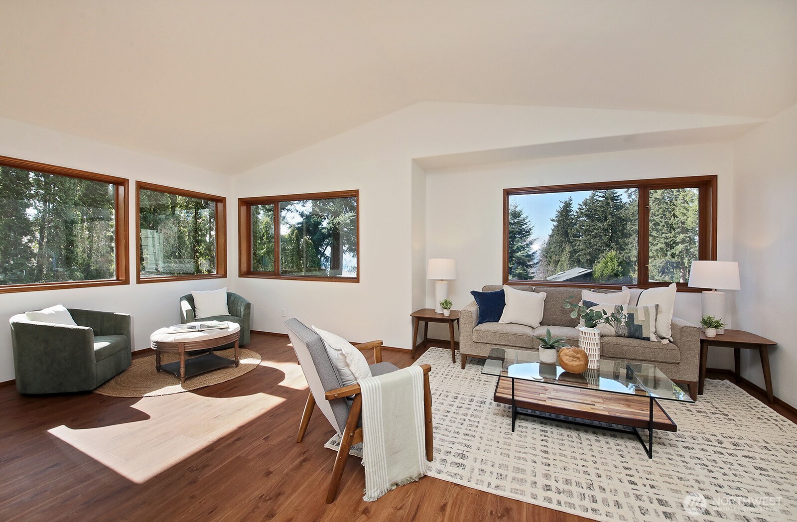 5947 Sundown Lane , Freeland, WA 98249