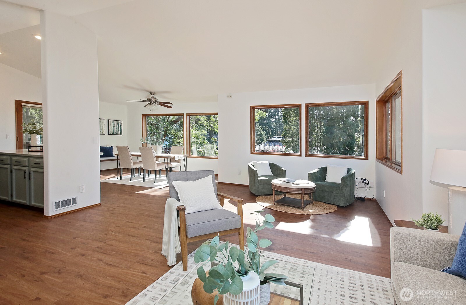 5947 Sundown Lane , Freeland, WA 98249