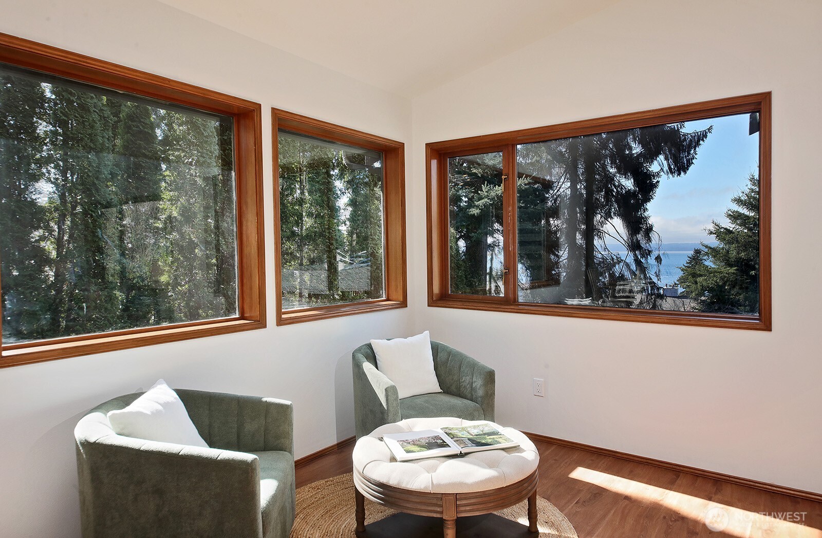 5947 Sundown Lane , Freeland, WA 98249