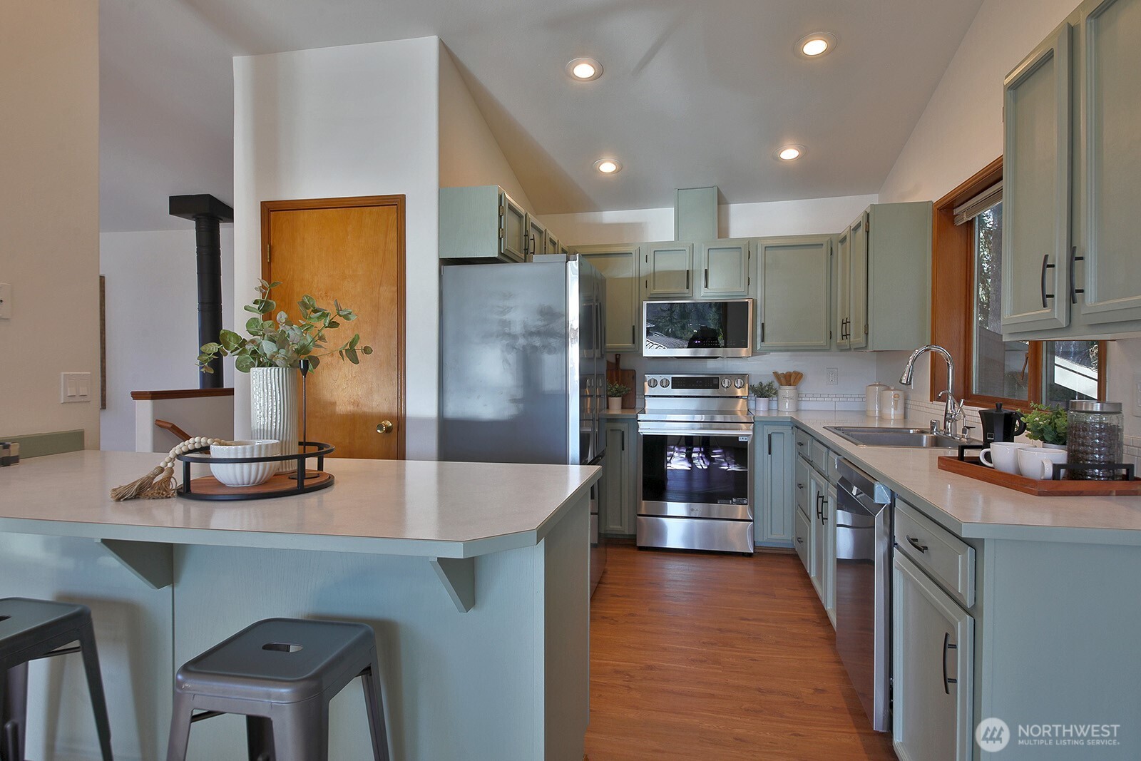 5947 Sundown Lane , Freeland, WA 98249