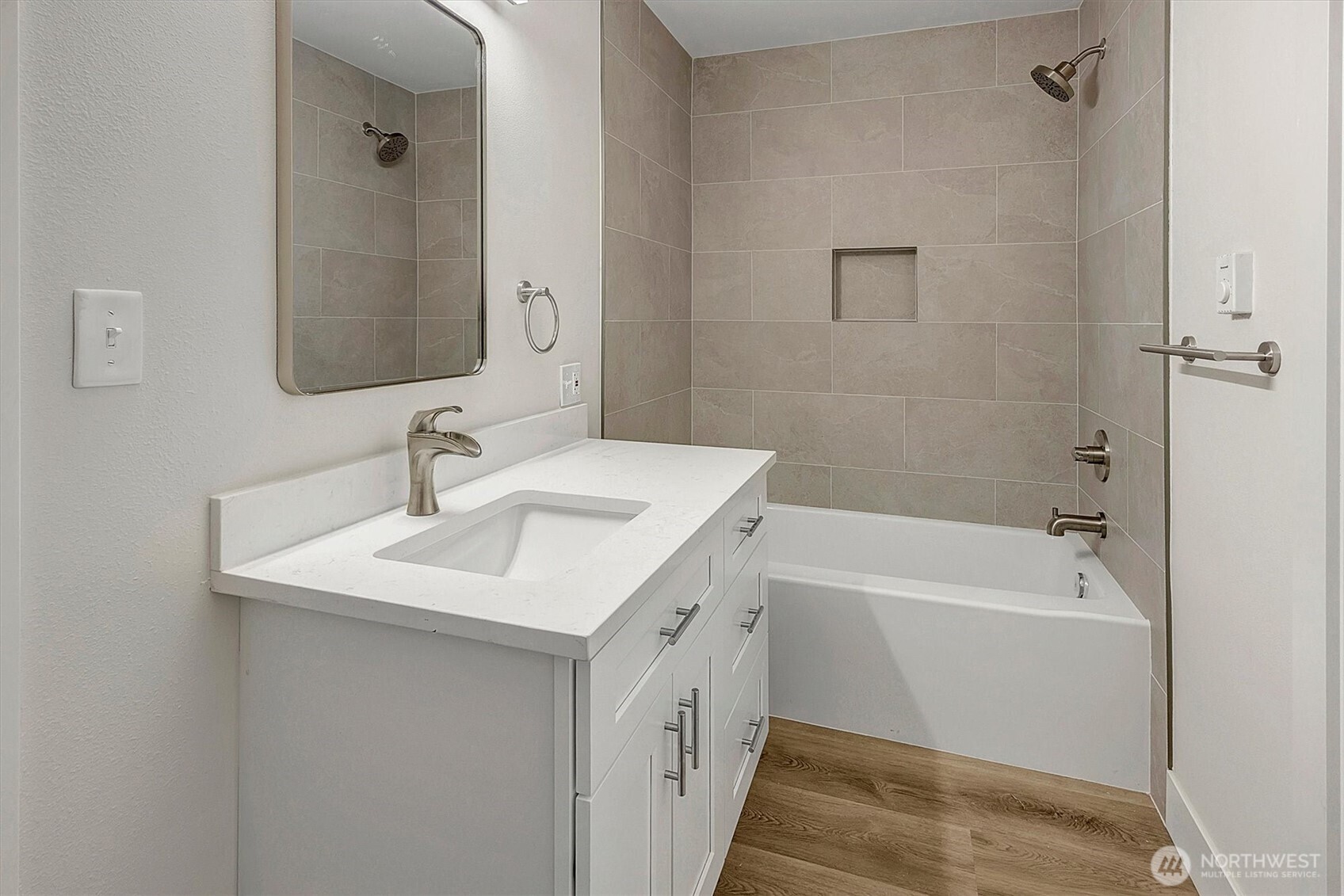 5016 Weber Road , Snohomish, WA 98290
