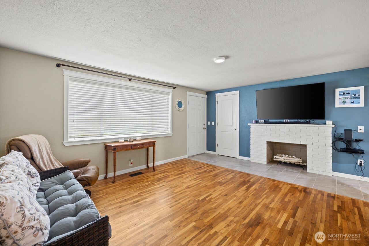 6726 Henderson Boulevard SE, Tumwater, WA 98501