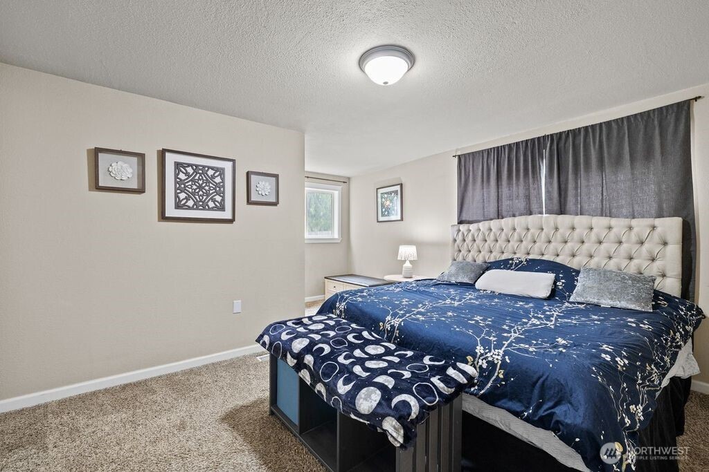 6726 Henderson Boulevard SE, Tumwater, WA 98501