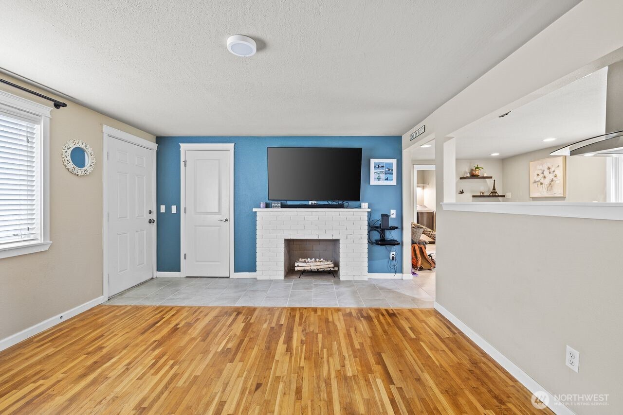 6726 Henderson Boulevard SE, Tumwater, WA 98501