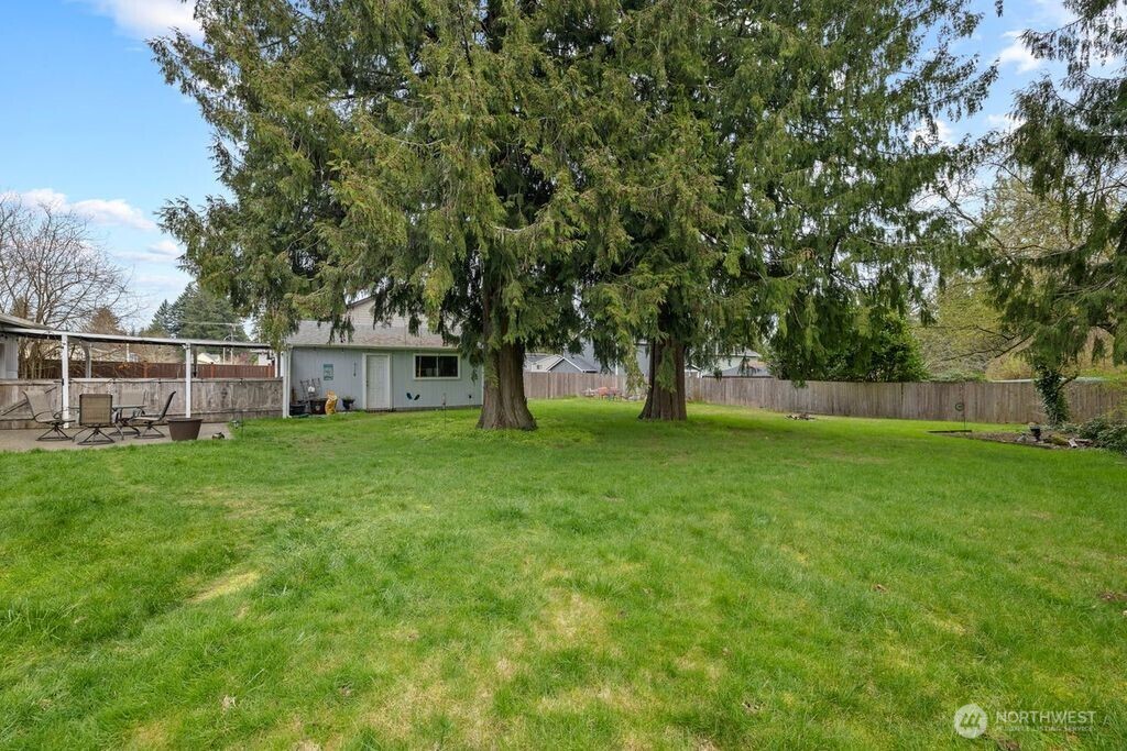 6726 Henderson Boulevard SE, Tumwater, WA 98501