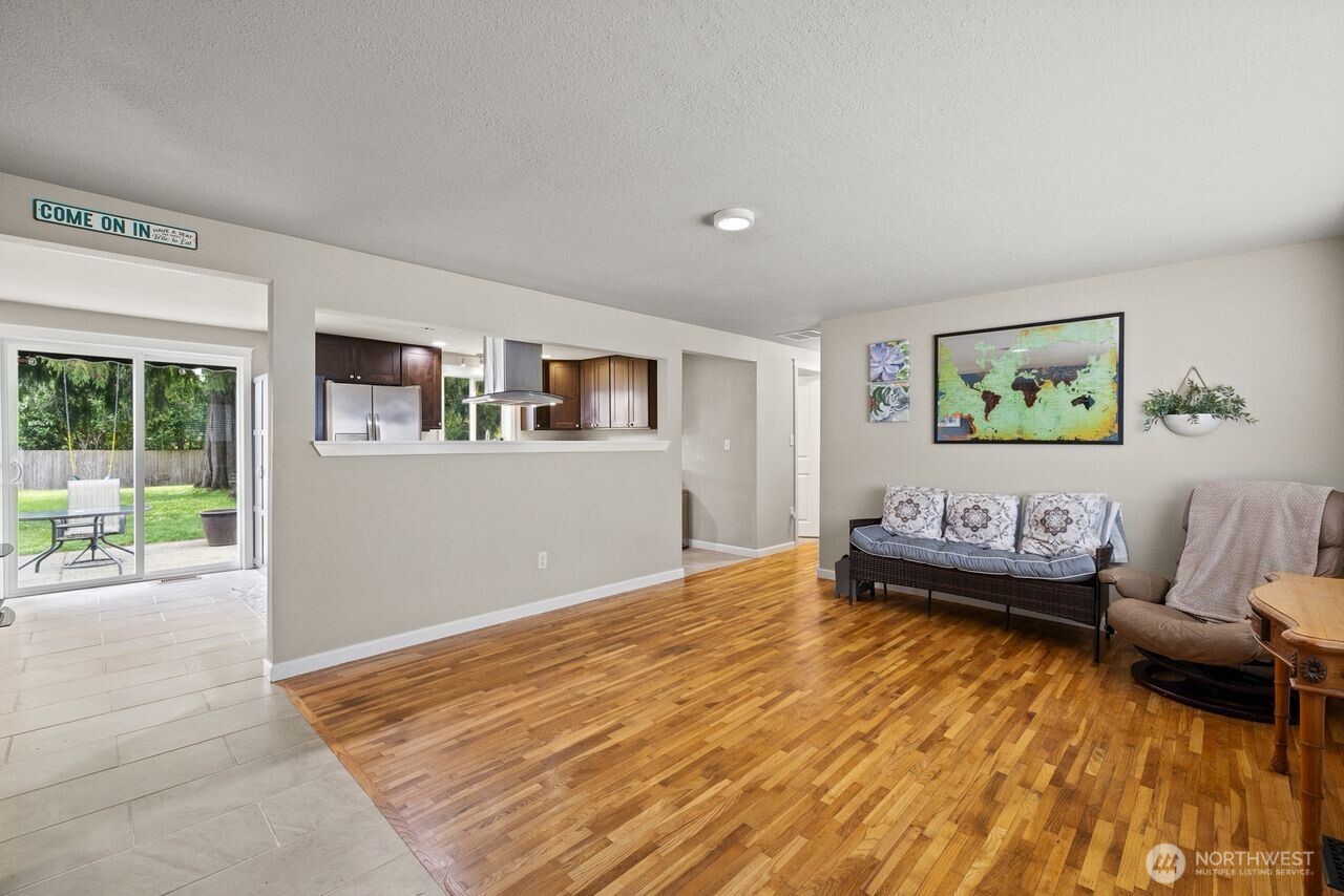 6726 Henderson Boulevard SE, Tumwater, WA 98501