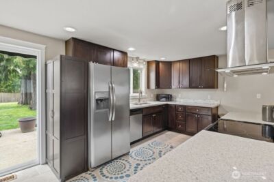 6726 Henderson Boulevard SE, Tumwater, WA 98501 - Photo 9