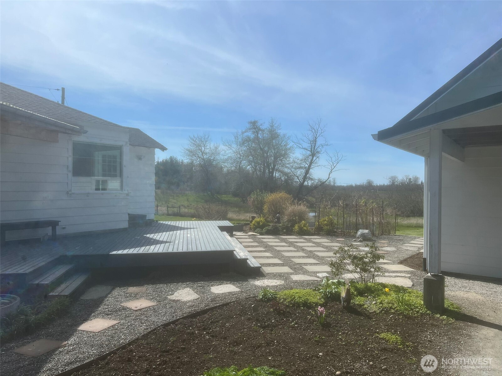 22556 Franklin Road , Mount Vernon, WA 98273