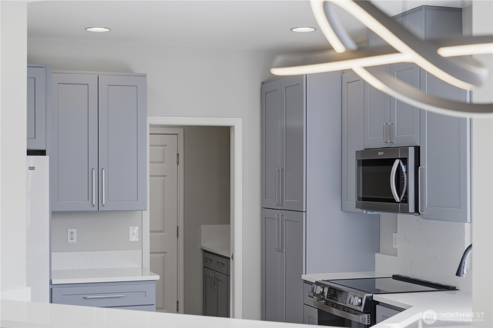 3814 69th Avenue W, University Place, WA 98466