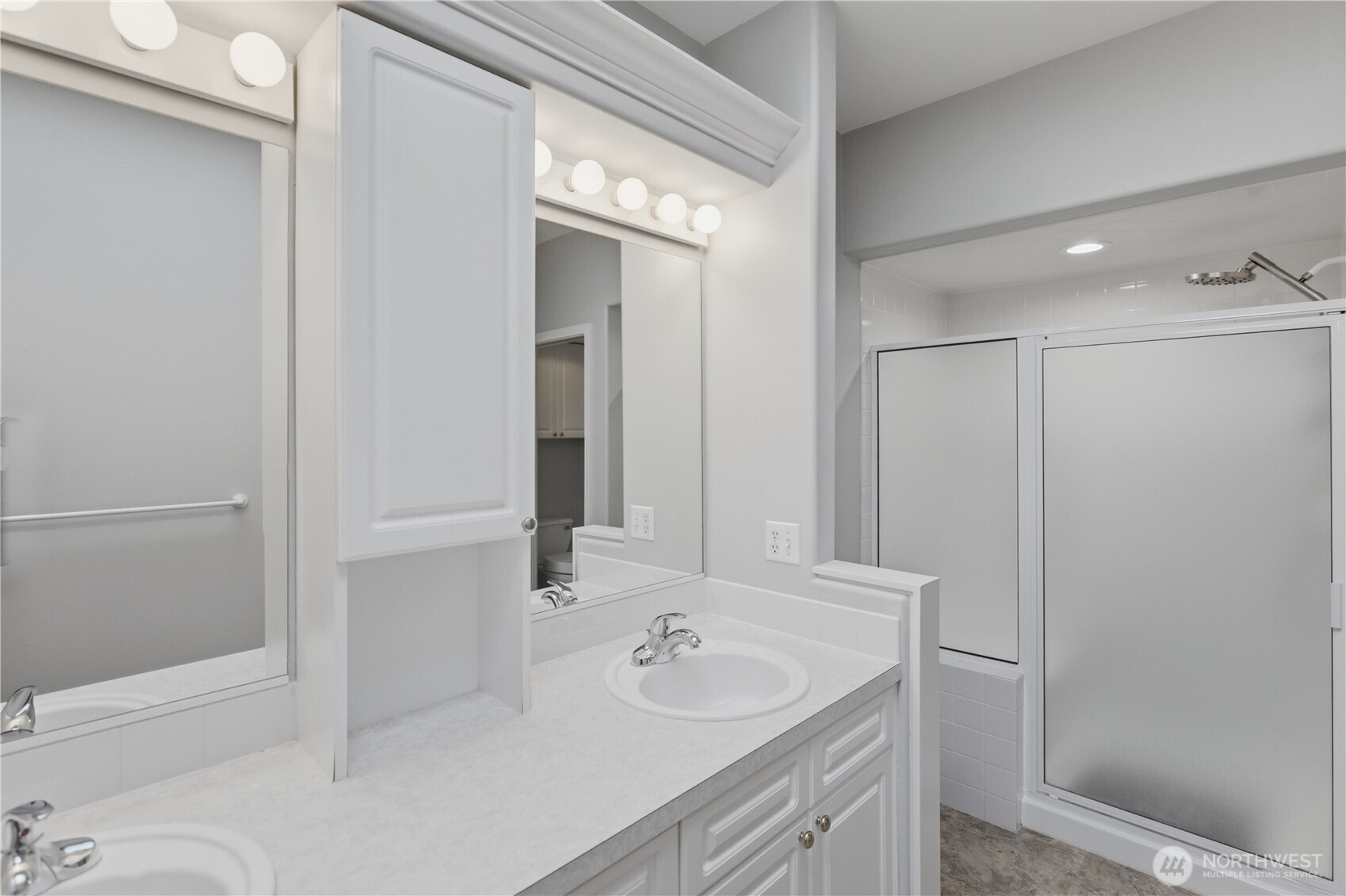 3814 69th Avenue W, University Place, WA 98466