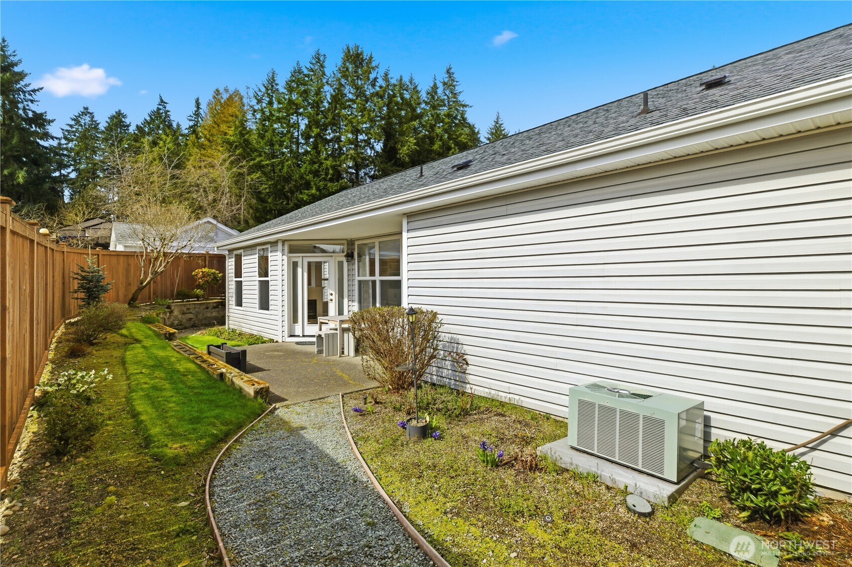 3814 69th Avenue W, University Place, WA 98466