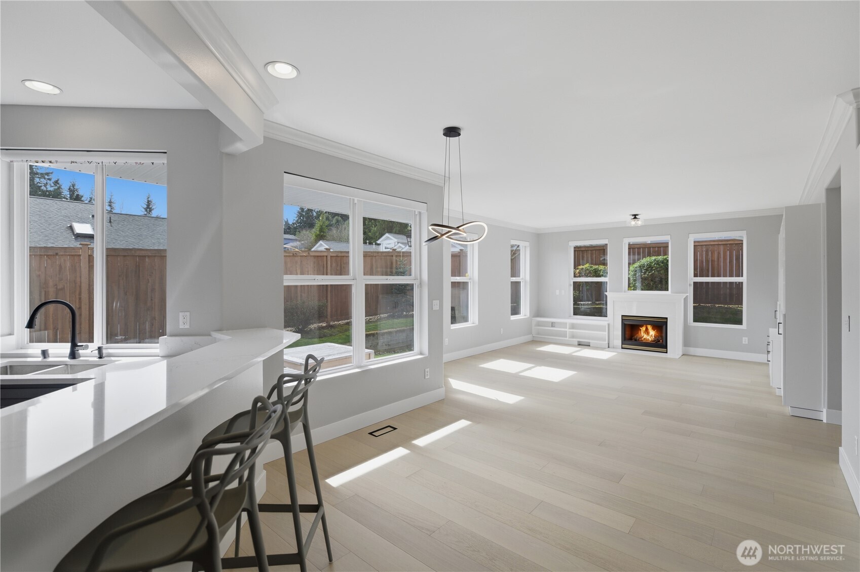 3814 69th Avenue W, University Place, WA 98466