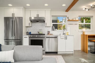 411 B NE 80th Street , Seattle, WA 98115 - Photo 9