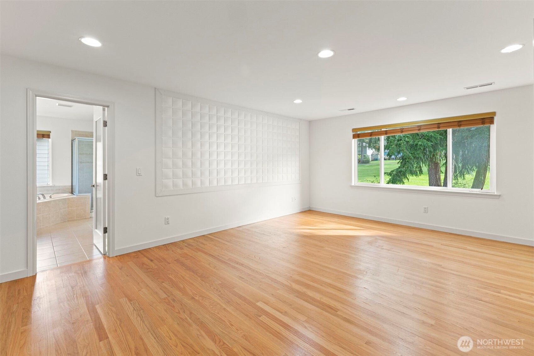 18433 Hawksview Drive , Arlington, WA 98223