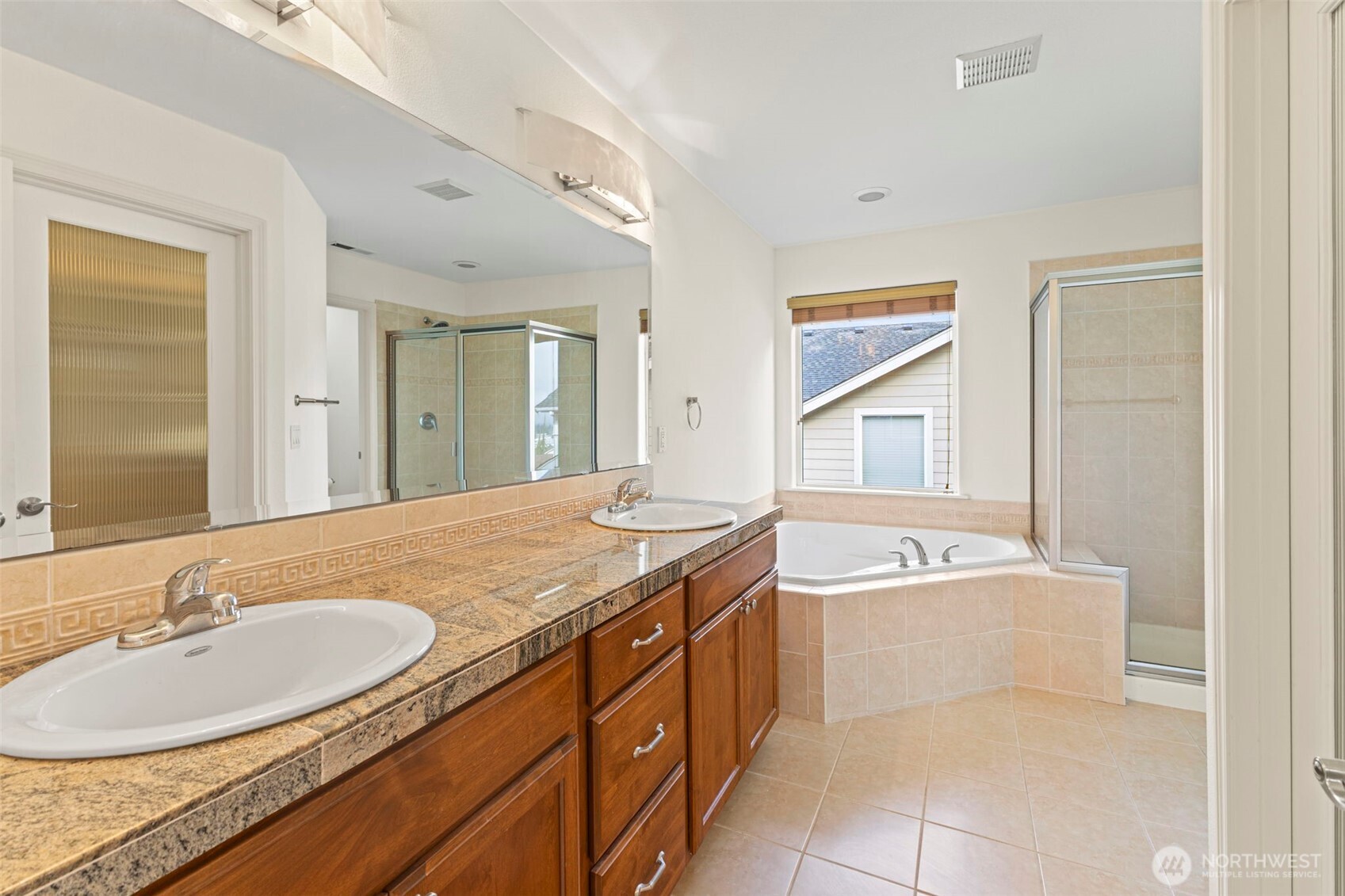 18433 Hawksview Drive , Arlington, WA 98223