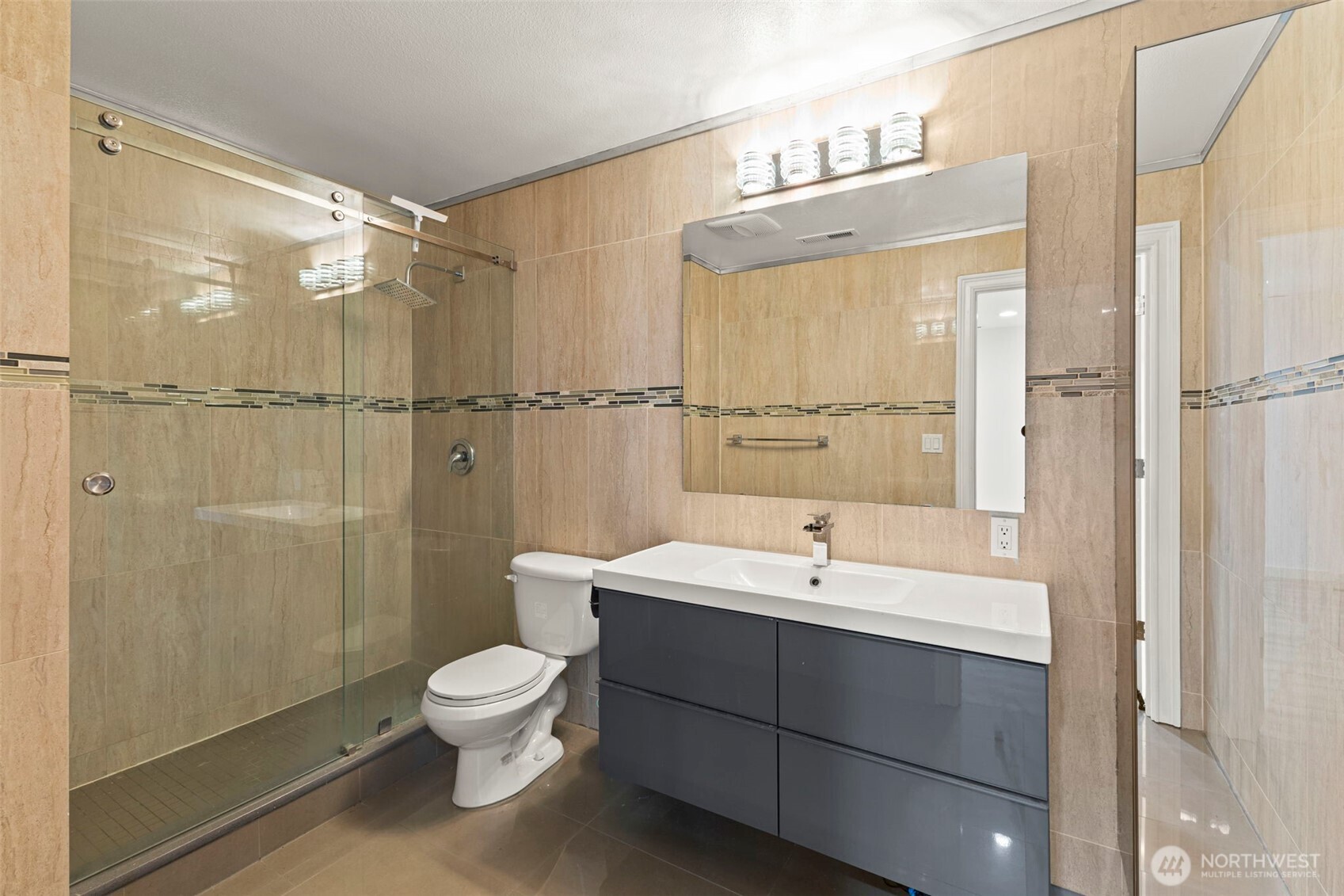 18433 Hawksview Drive , Arlington, WA 98223