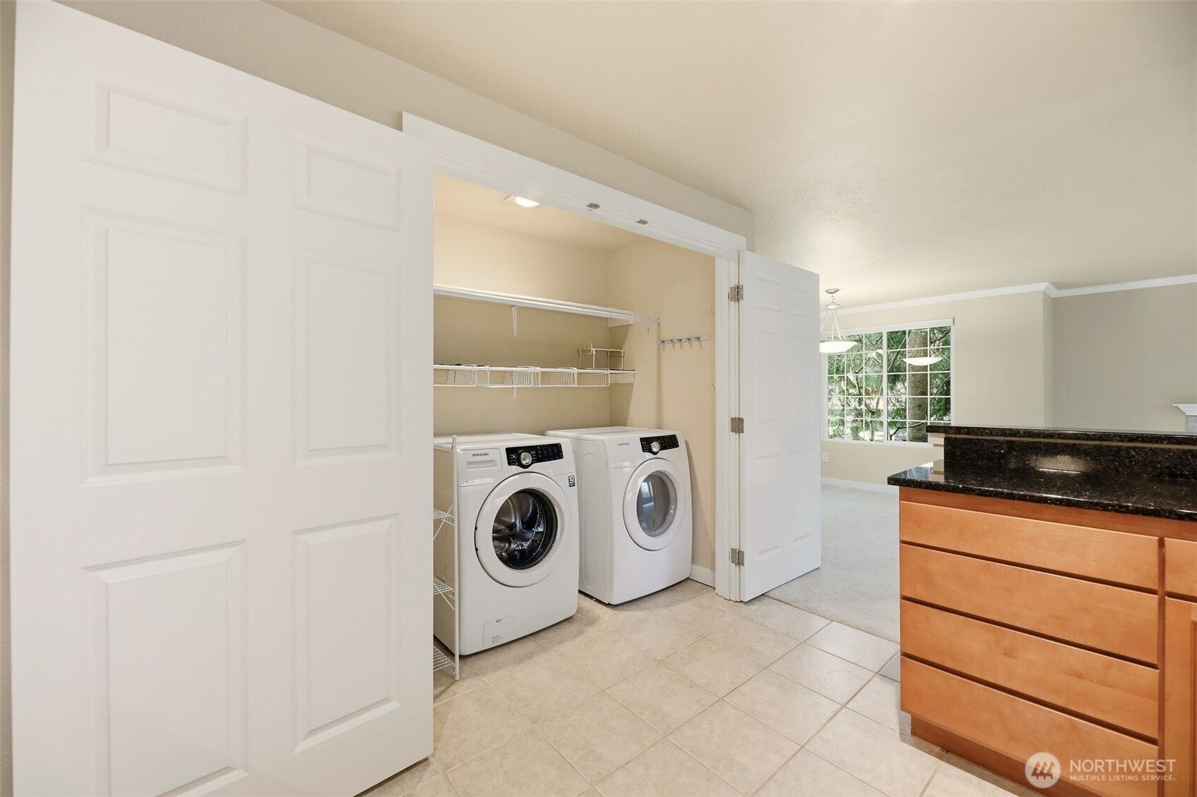 10016 NE 120th Lane #F201, Kirkland, WA 98034-6655