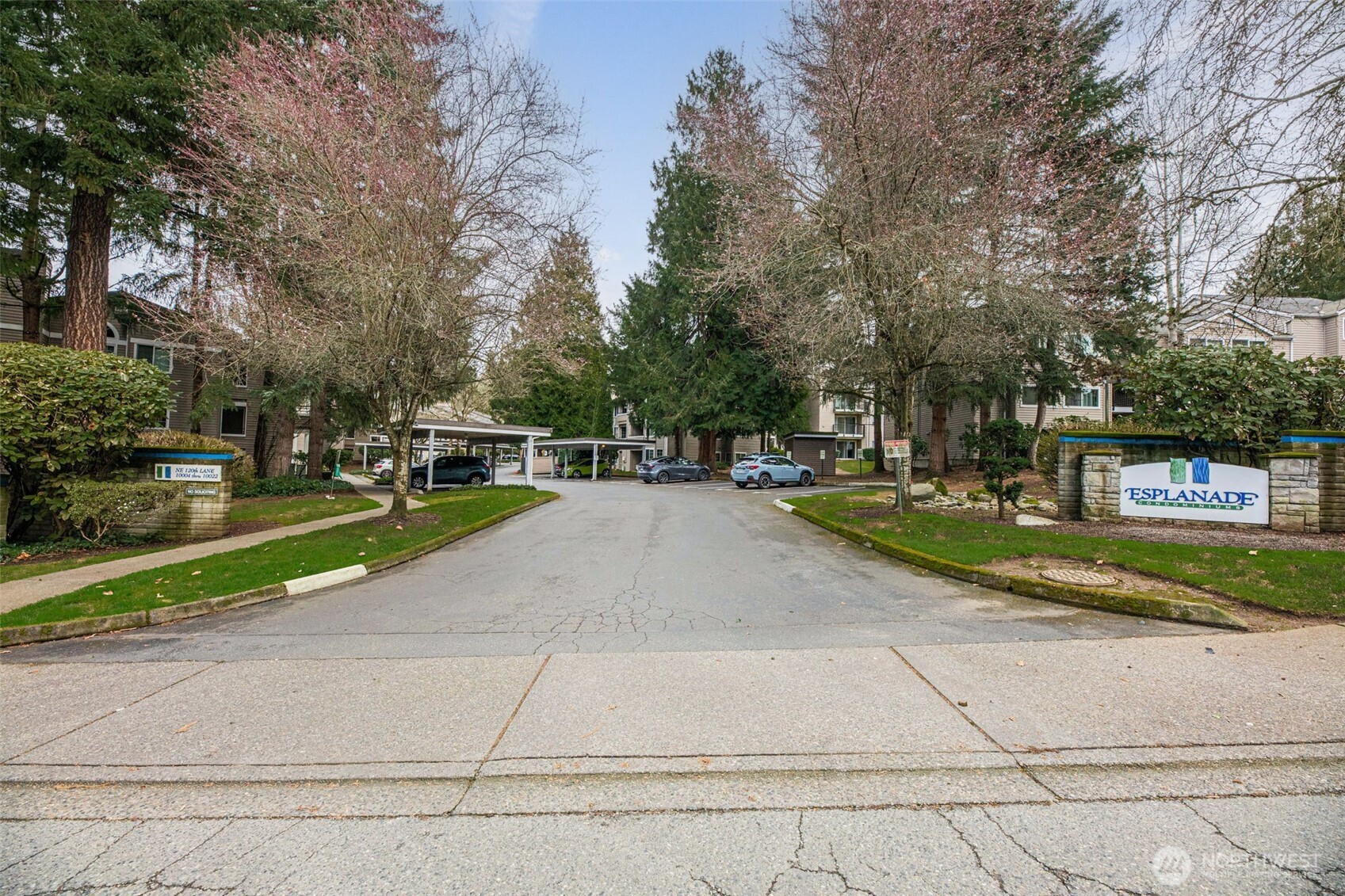 10016 NE 120th Lane #F201, Kirkland, WA 98034-6655