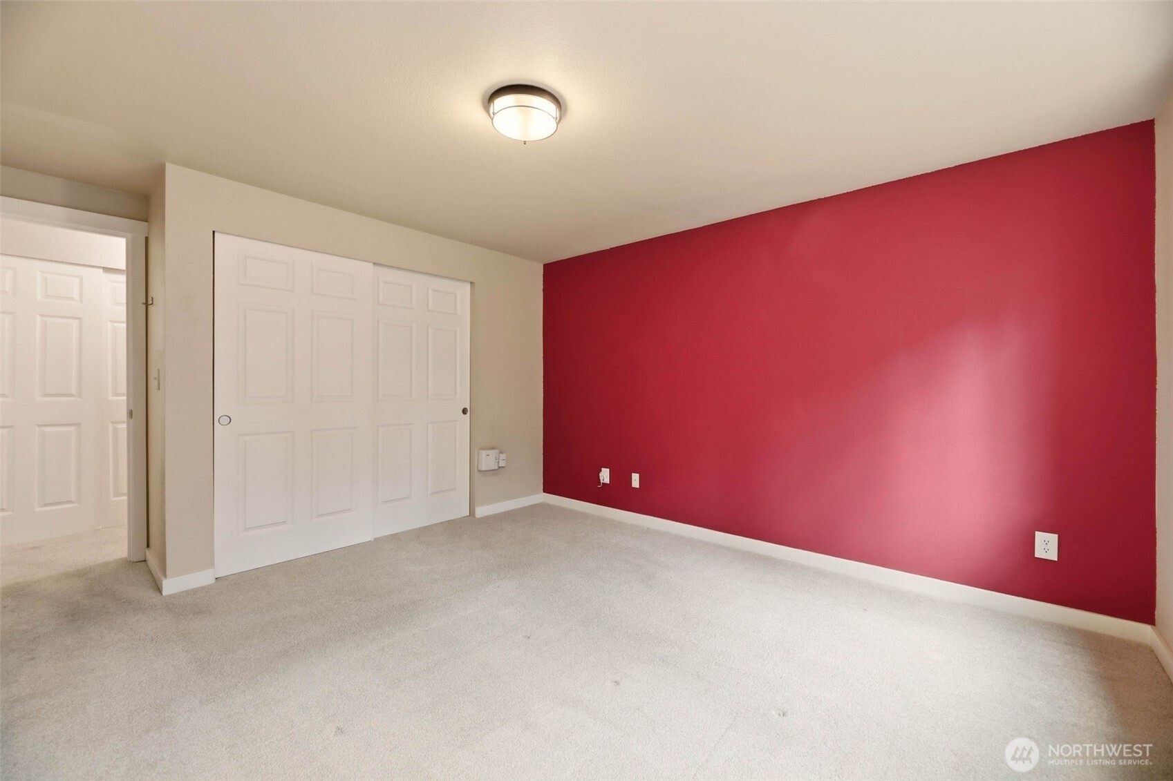 10016 NE 120th Lane #F201, Kirkland, WA 98034-6655