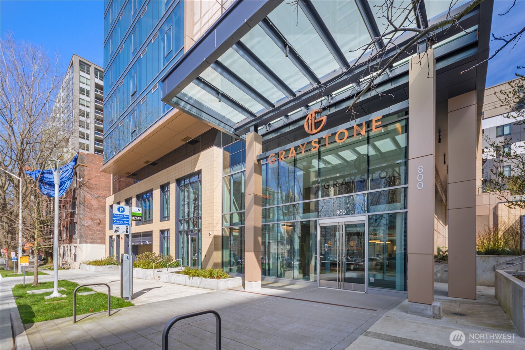 800 Columbia Street #1003, Seattle, WA 98104-2491