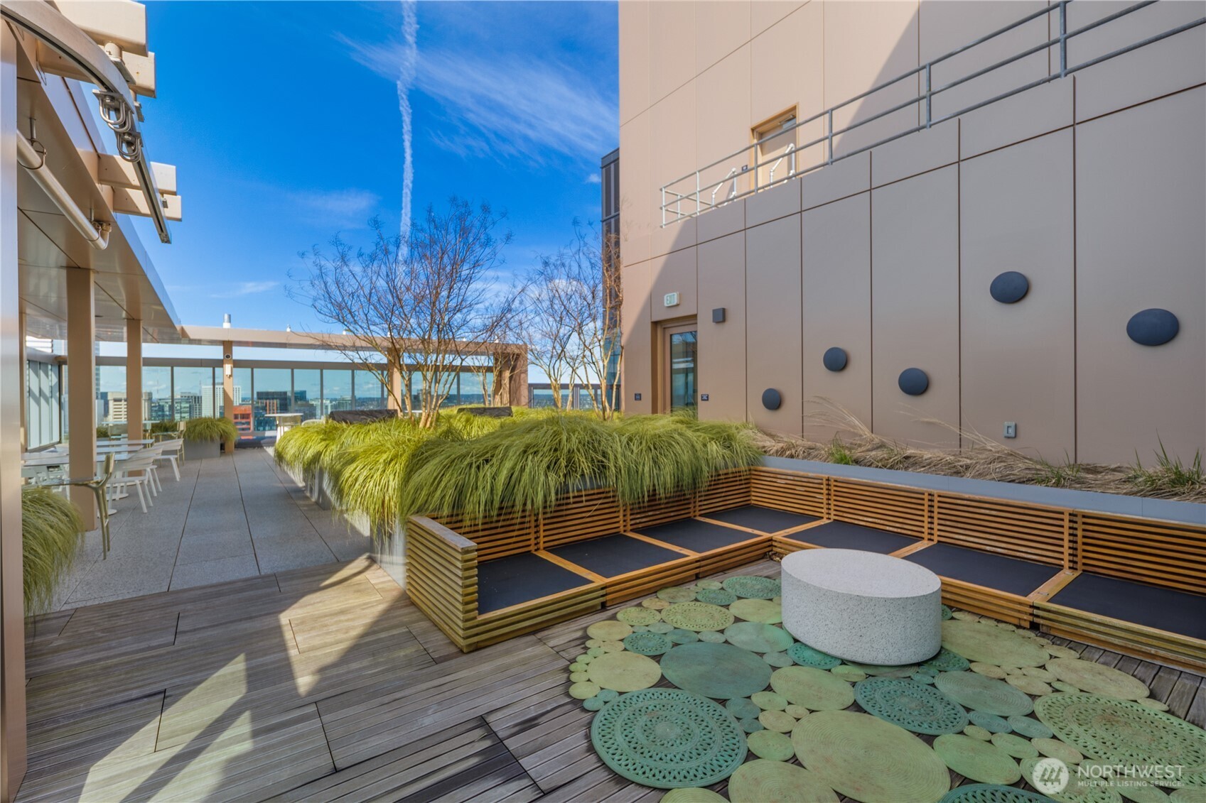 800 Columbia Street #1003, Seattle, WA 98104-2491