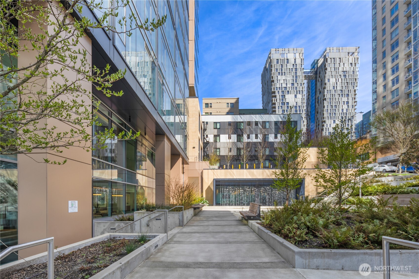 800 Columbia Street #1003, Seattle, WA 98104-2491