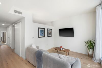 800 Columbia Street #1003, Seattle, WA 98104-2491 - Photo 10