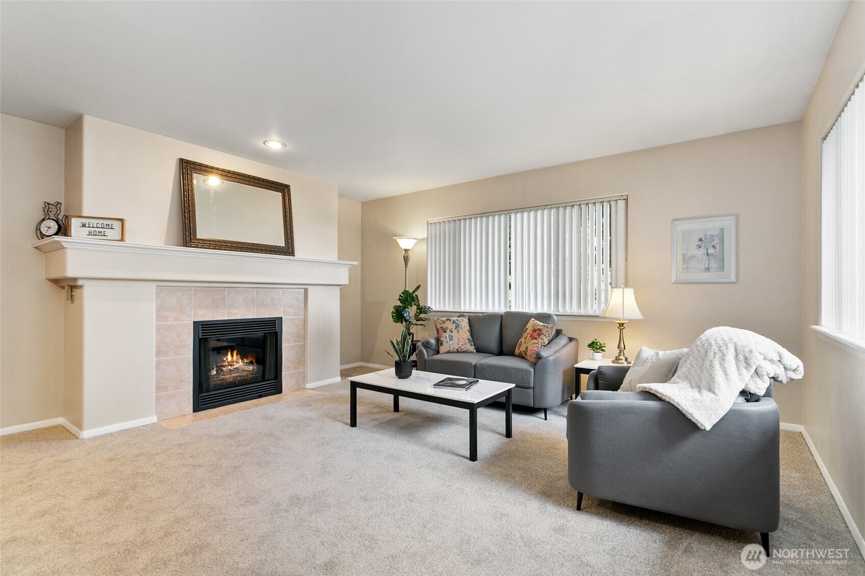 708 Hilltop Avenue , Kent, WA 98031